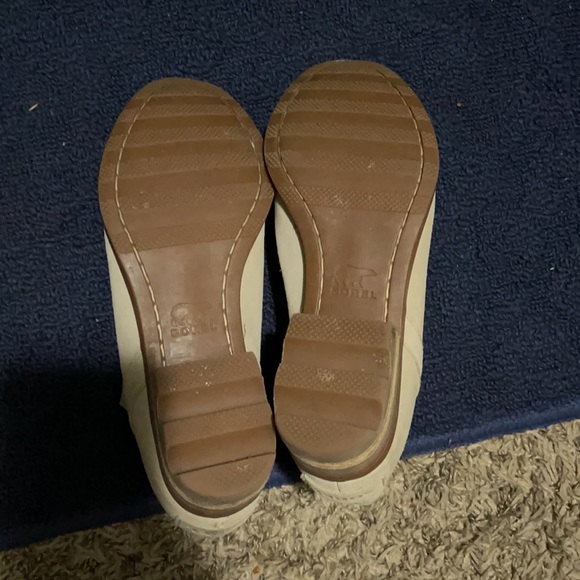 Sorel - Picture 3 of 3